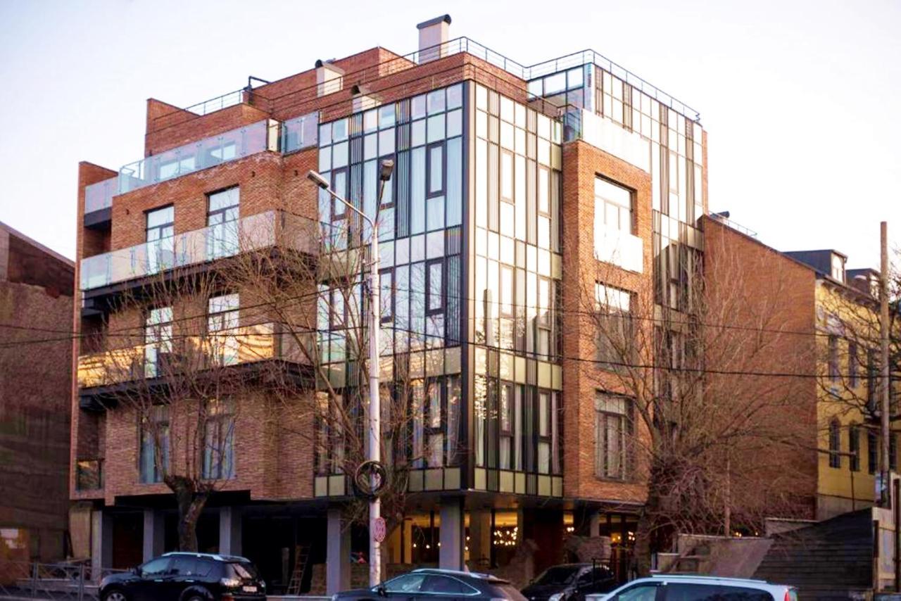 Bricks Hotel Tbilisi Exterior foto